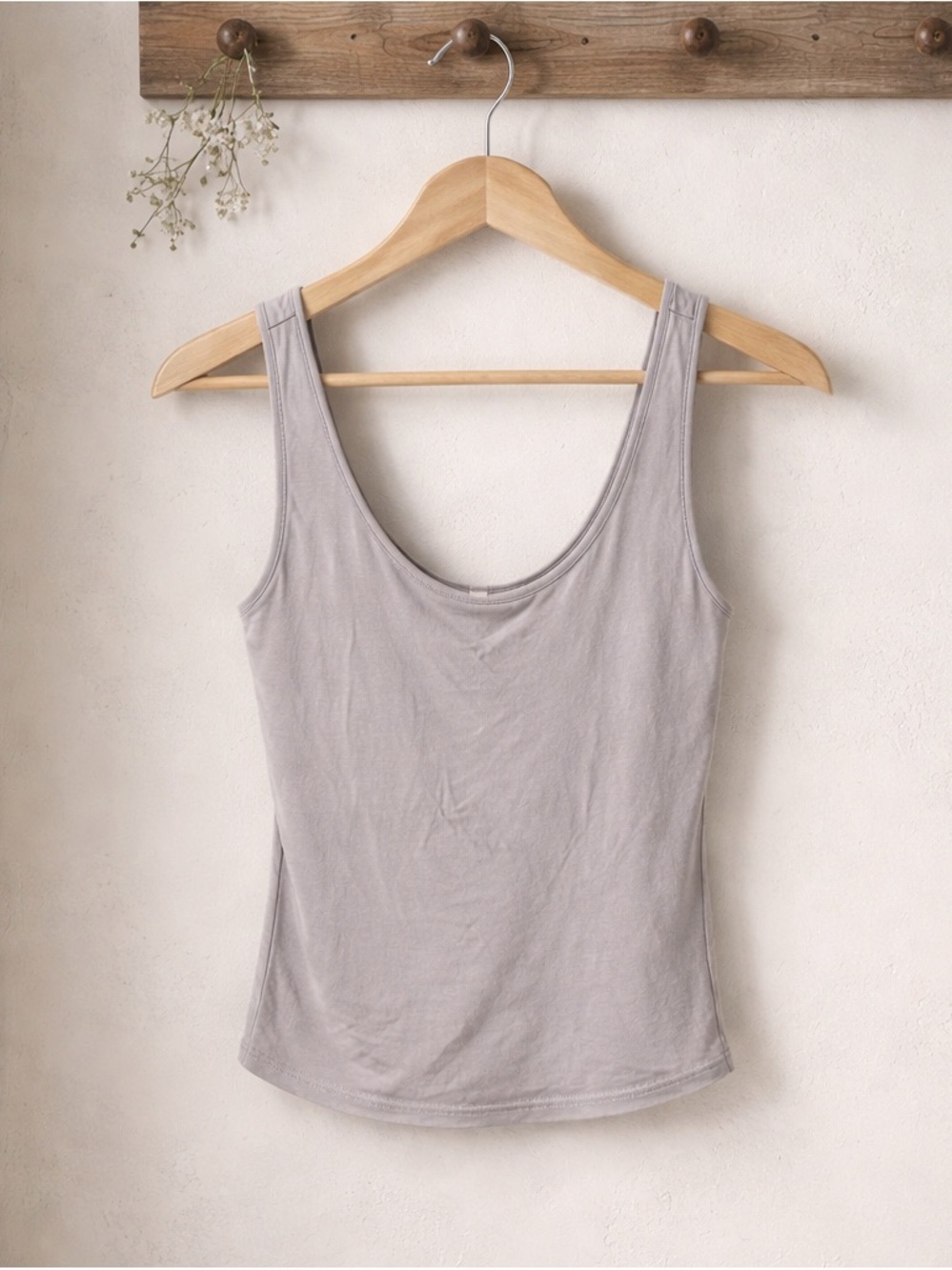 BE COOL Scoop Neck Tank Top - Light Gray